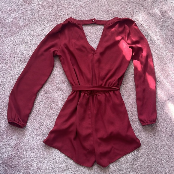 Red Romper with Belt and Pockets Size S - Picture 7 of 7